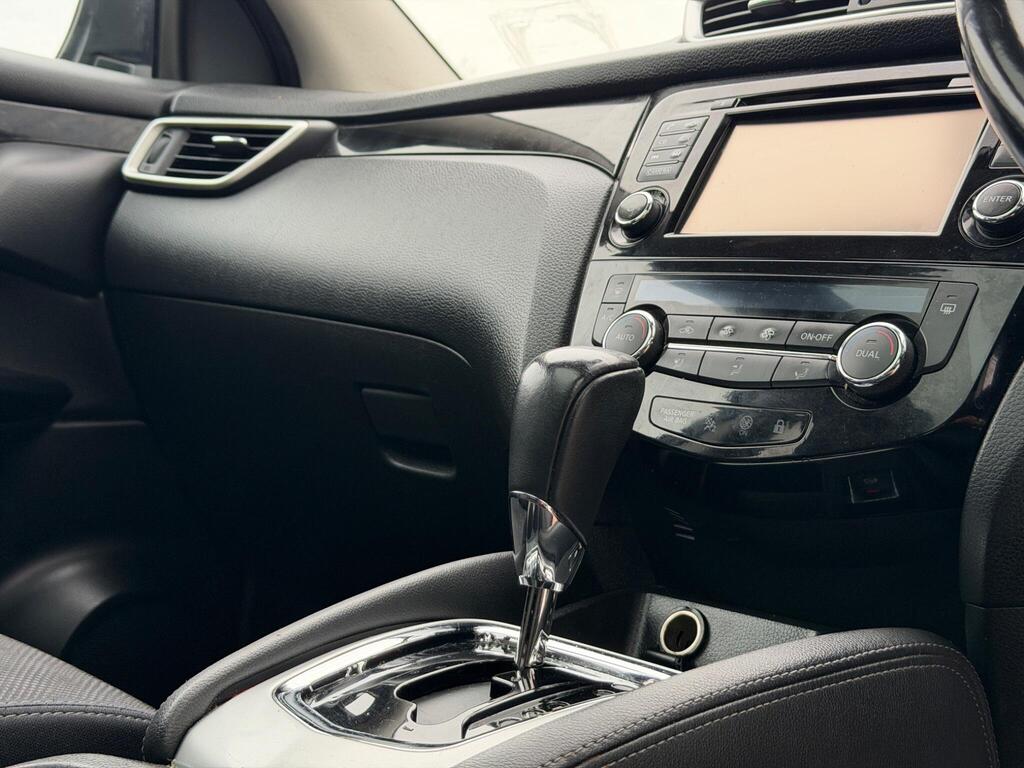 Nissan Qashqai 10