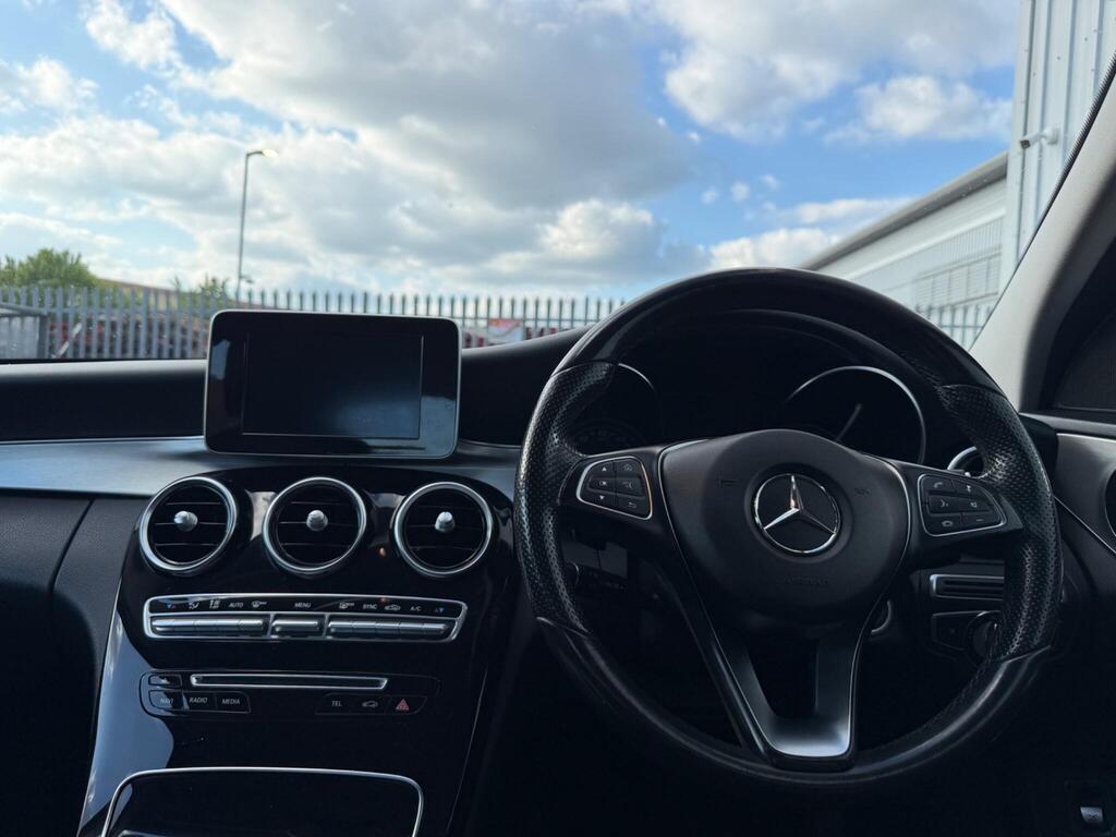 Mercedes-Benz C Class 22