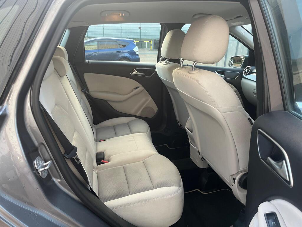 Mercedes-Benz B Class 42