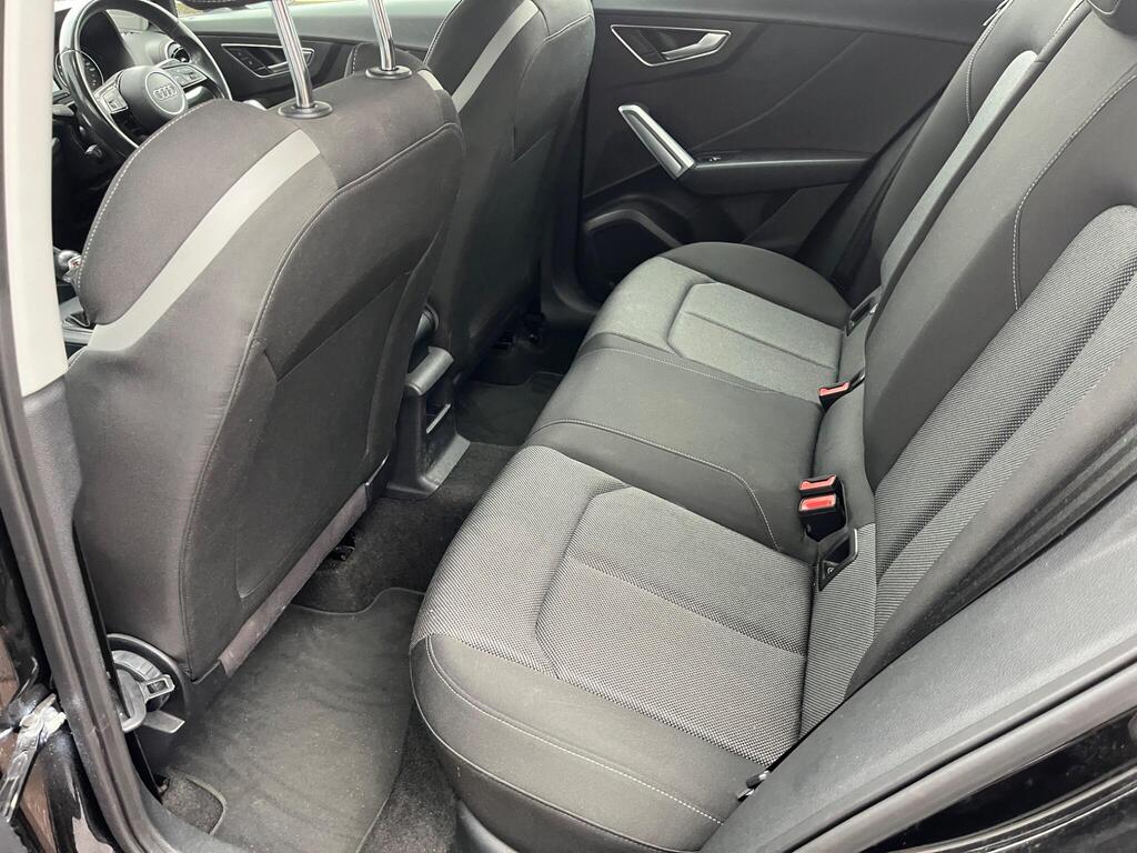 Audi Q2 57