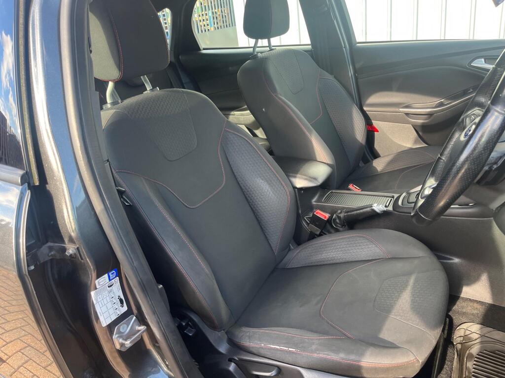 Ford Focus 31