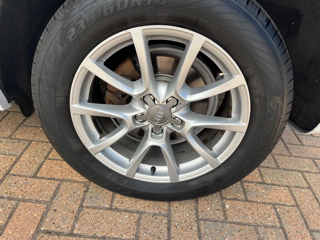 Audi Q5 56