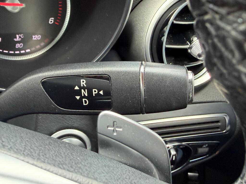 Mercedes-Benz C Class 33