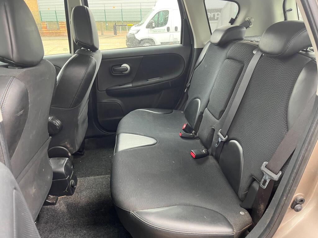 Nissan Note 21