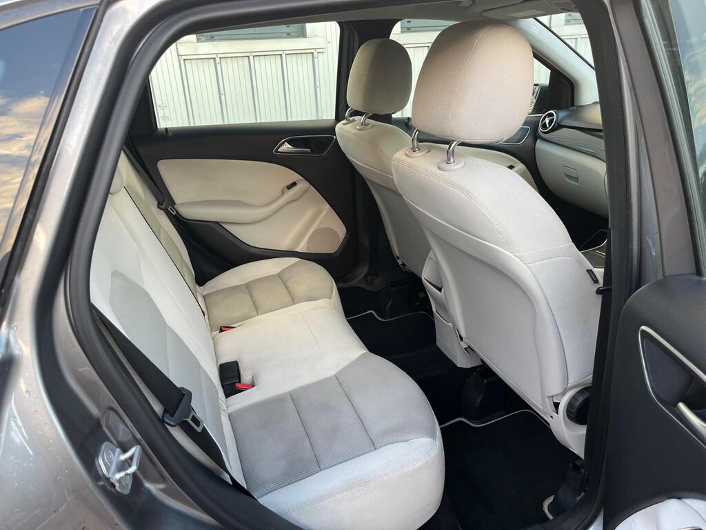 Mercedes-Benz B Class 46