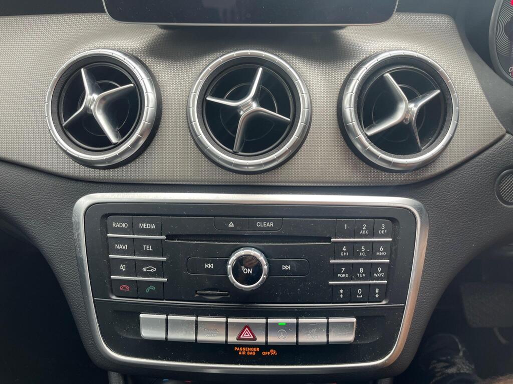 Mercedes-Benz CLA 40
