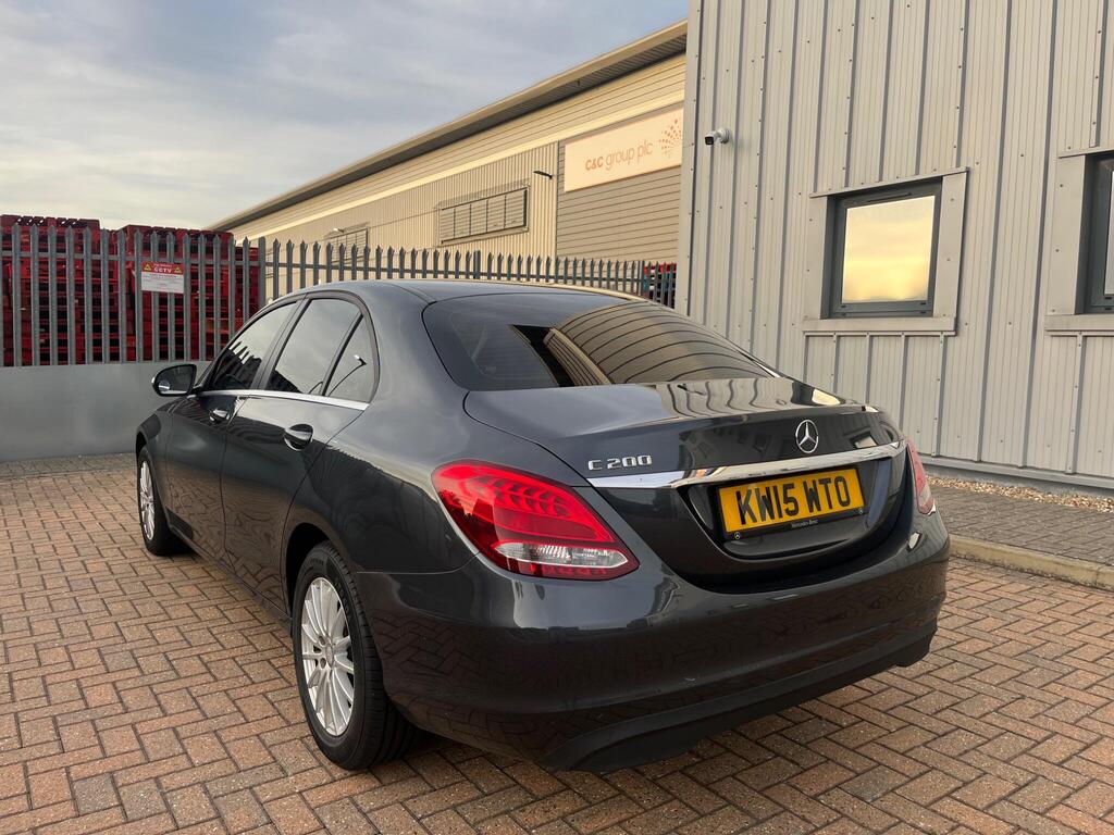 Mercedes-Benz C Class 15
