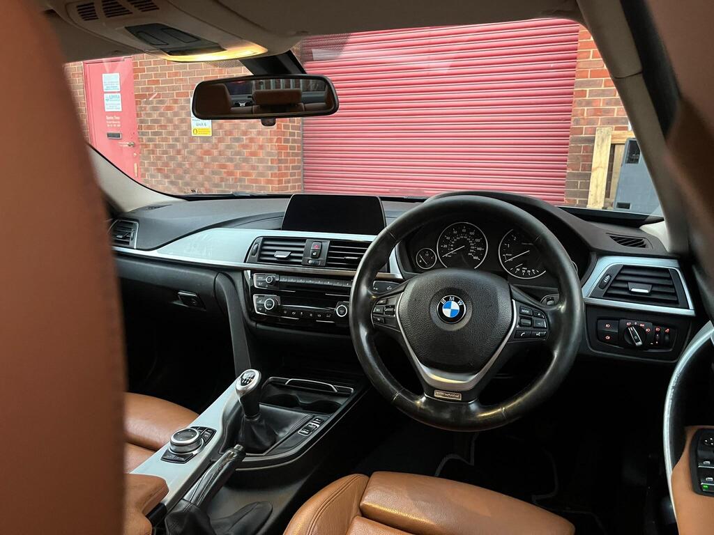 BMW 3 Series 24