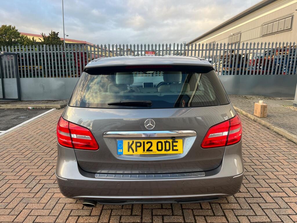 Mercedes-Benz B Class 18