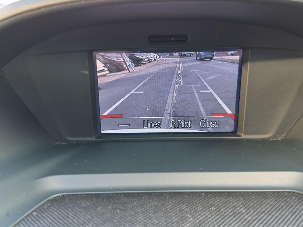 Ford C-Max 38