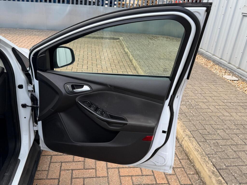 Ford Focus 36