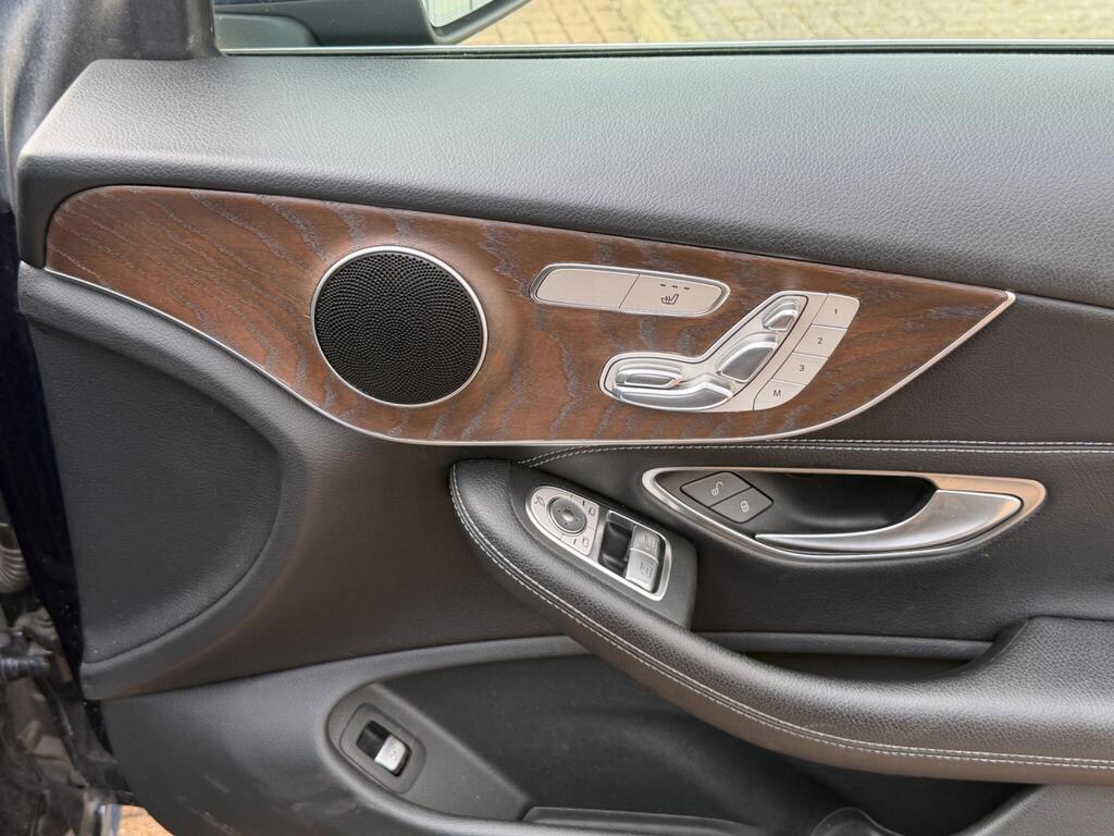 Mercedes-Benz C Class 66