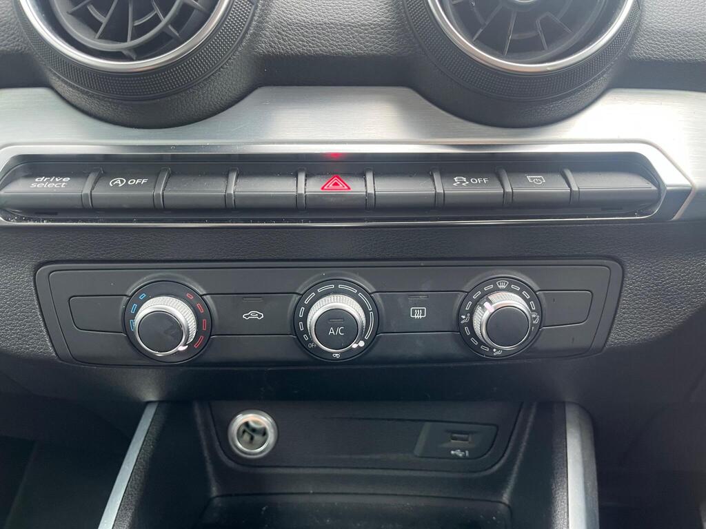Audi Q2 40