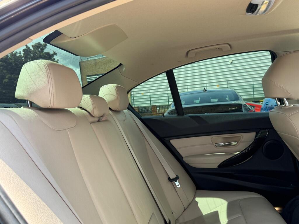 BMW 3 Series 22