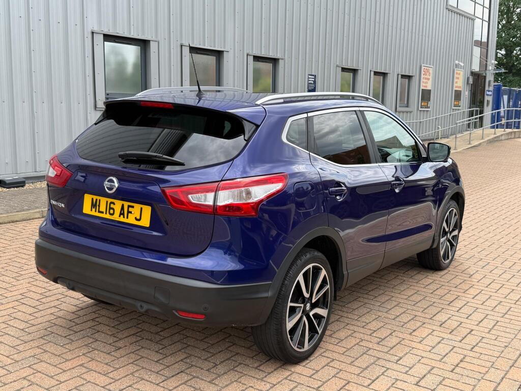 Nissan Qashqai 14