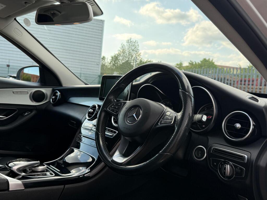 Mercedes-Benz C Class 25