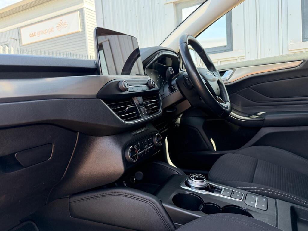 Ford Focus 21