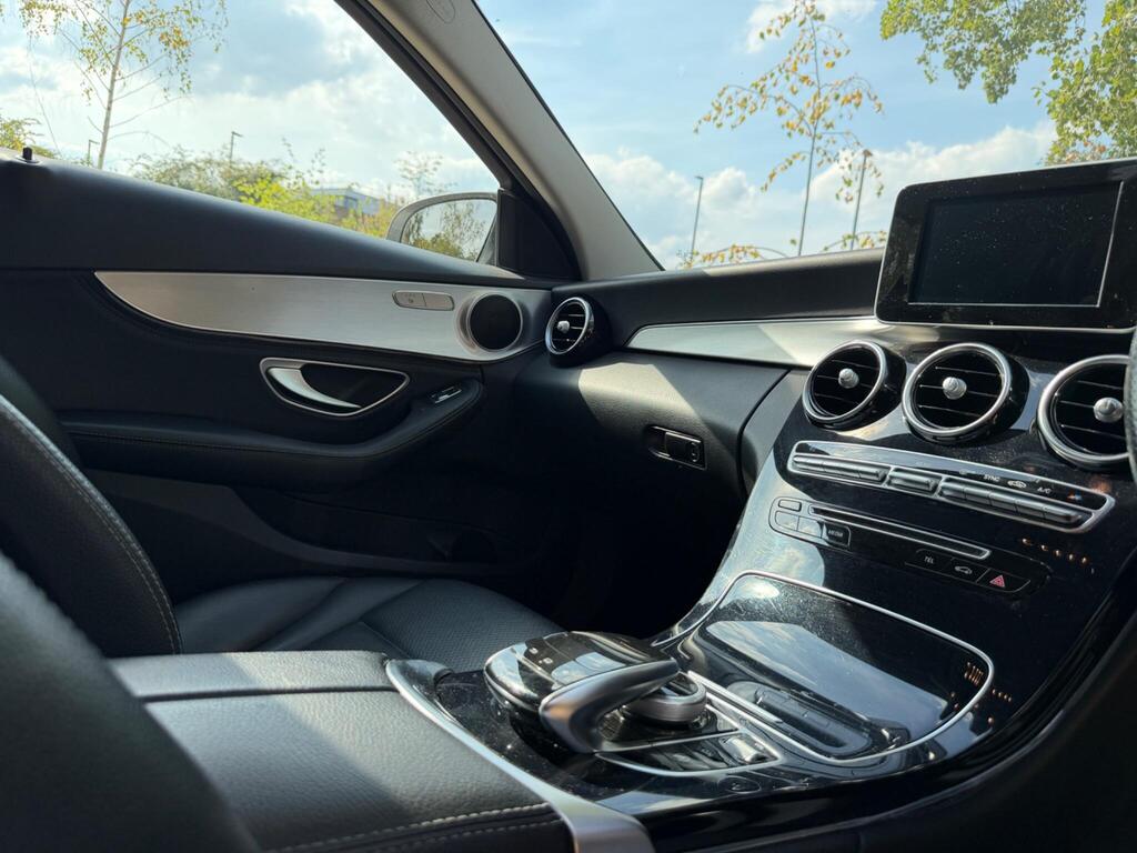 Mercedes-Benz C Class 15