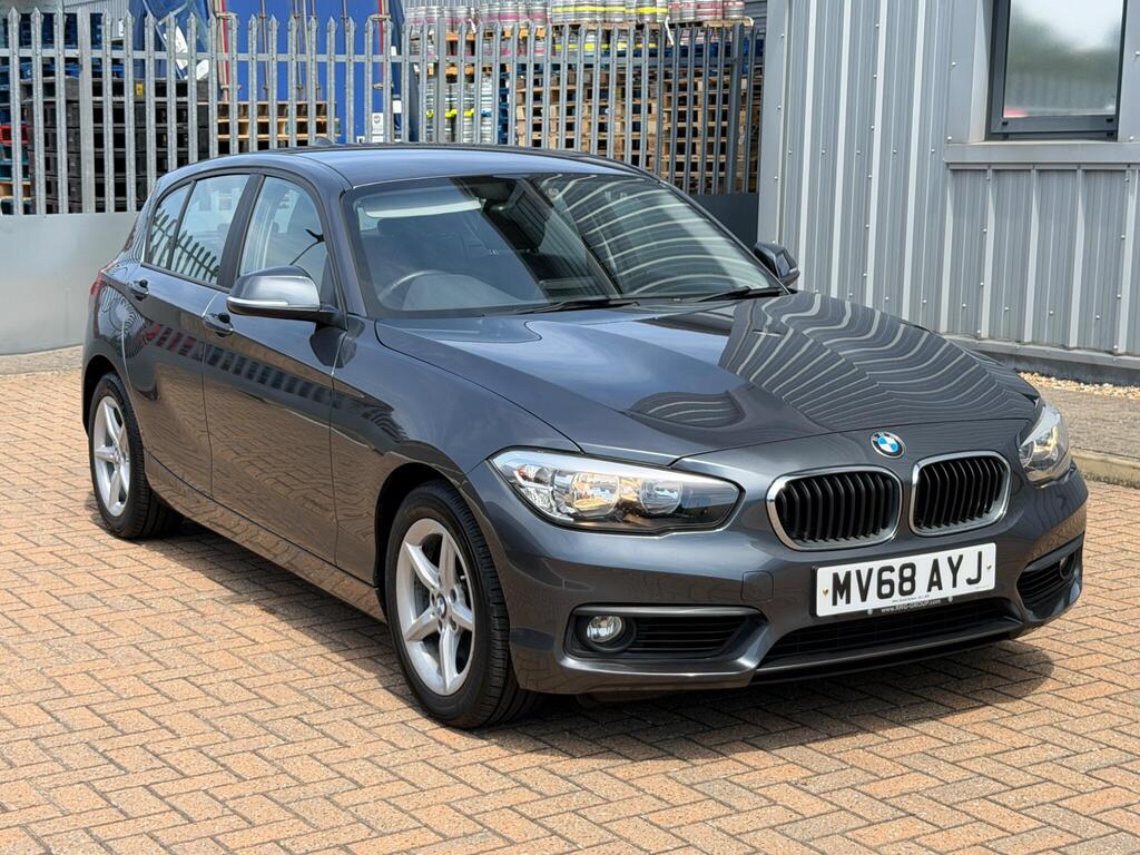 BMW 1 Series 2