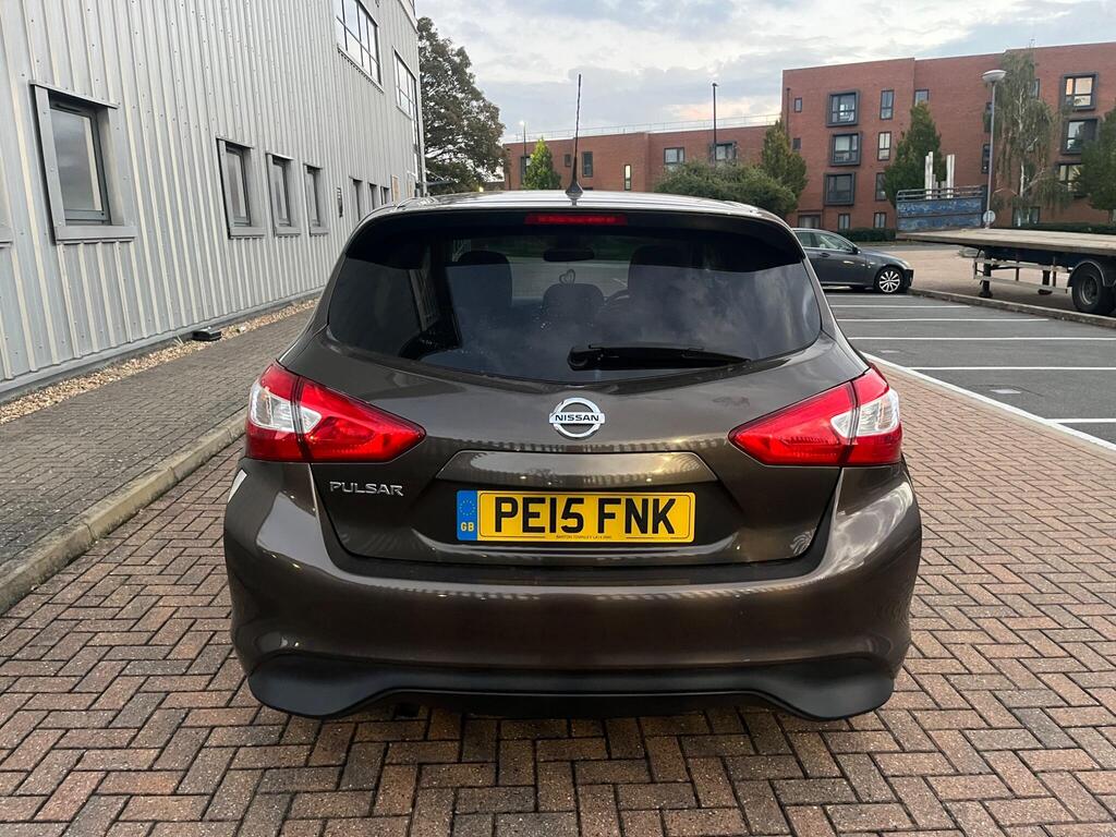 Nissan Pulsar 11