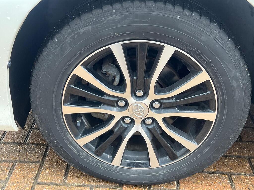 Toyota Estima 54