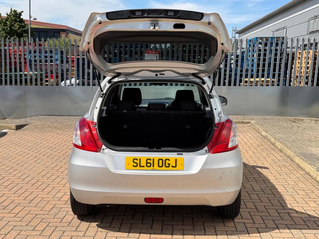 Suzuki Swift 11