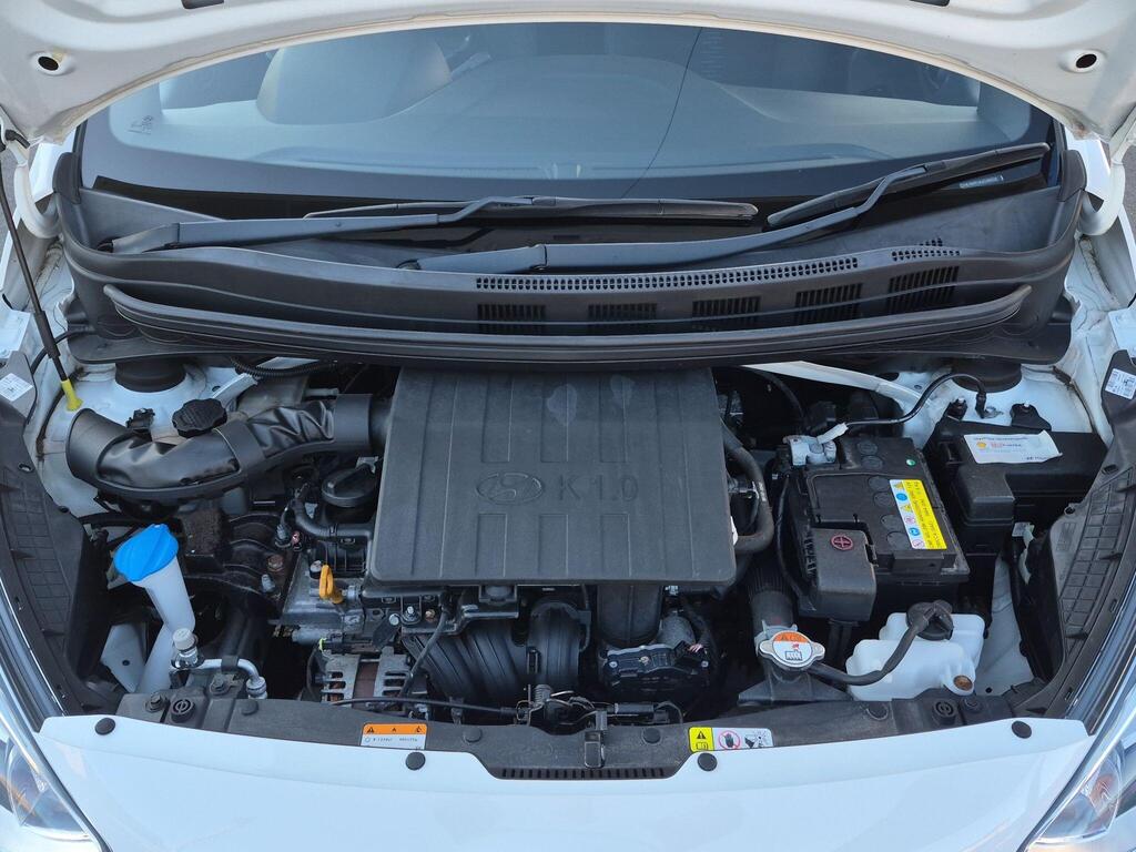 Hyundai i10 26