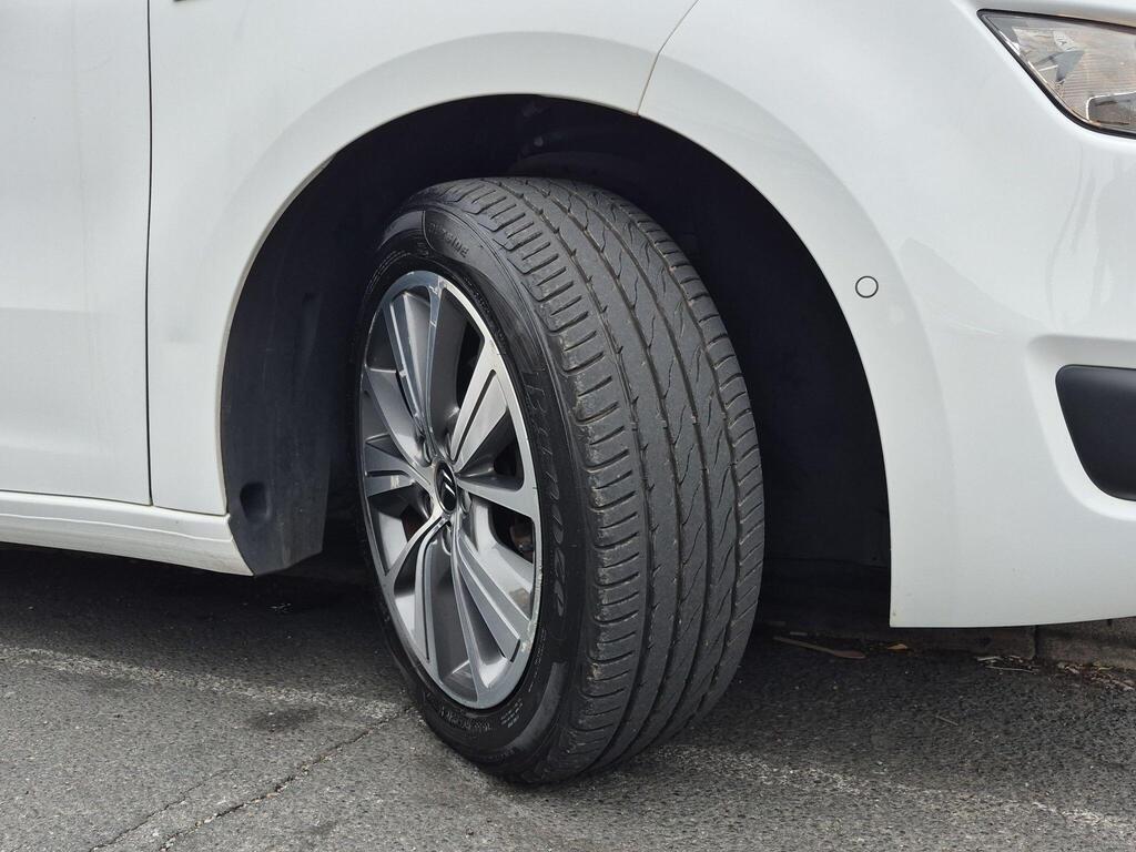 Citroen Grand C4 Picasso 31