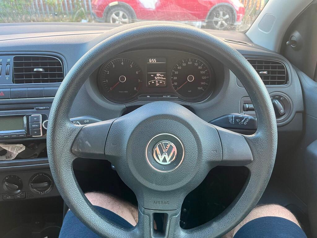 Volkswagen Polo 25
