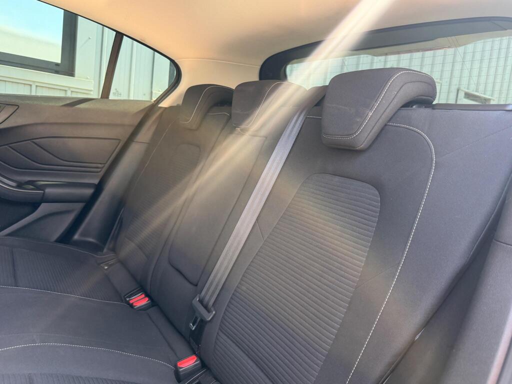 Ford Focus 26