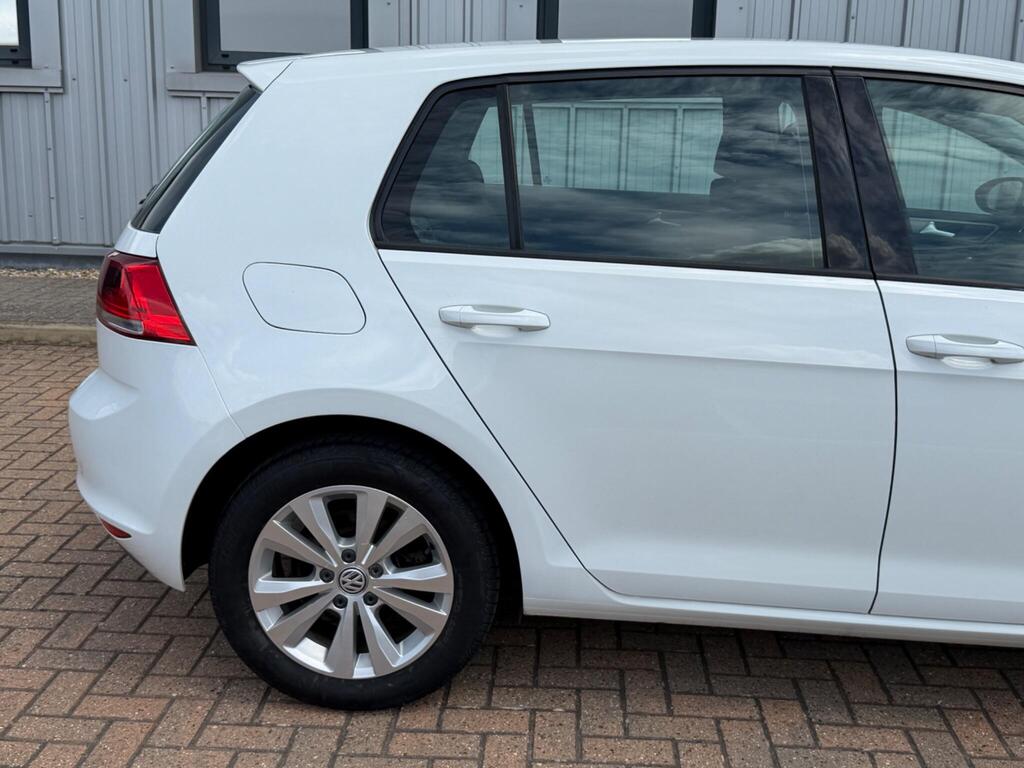 Volkswagen Golf 46