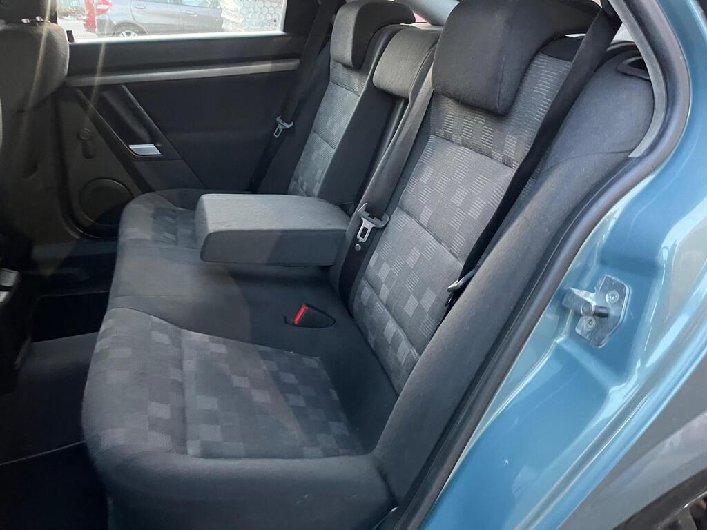Vauxhall Vectra 41