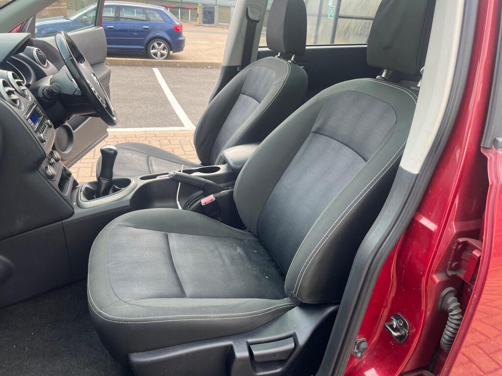 Nissan Qashqai+2 54