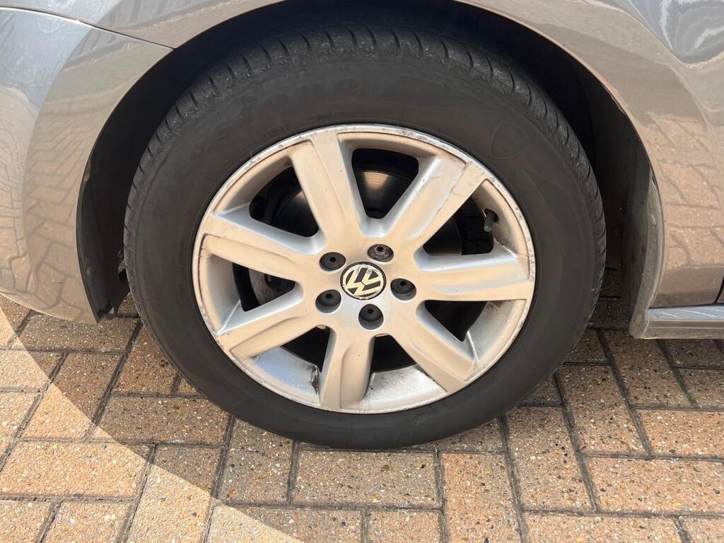 Volkswagen Polo 51
