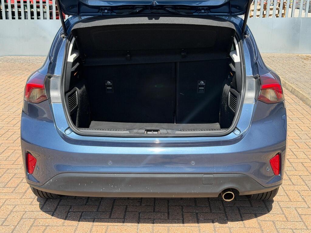 Ford Focus 52
