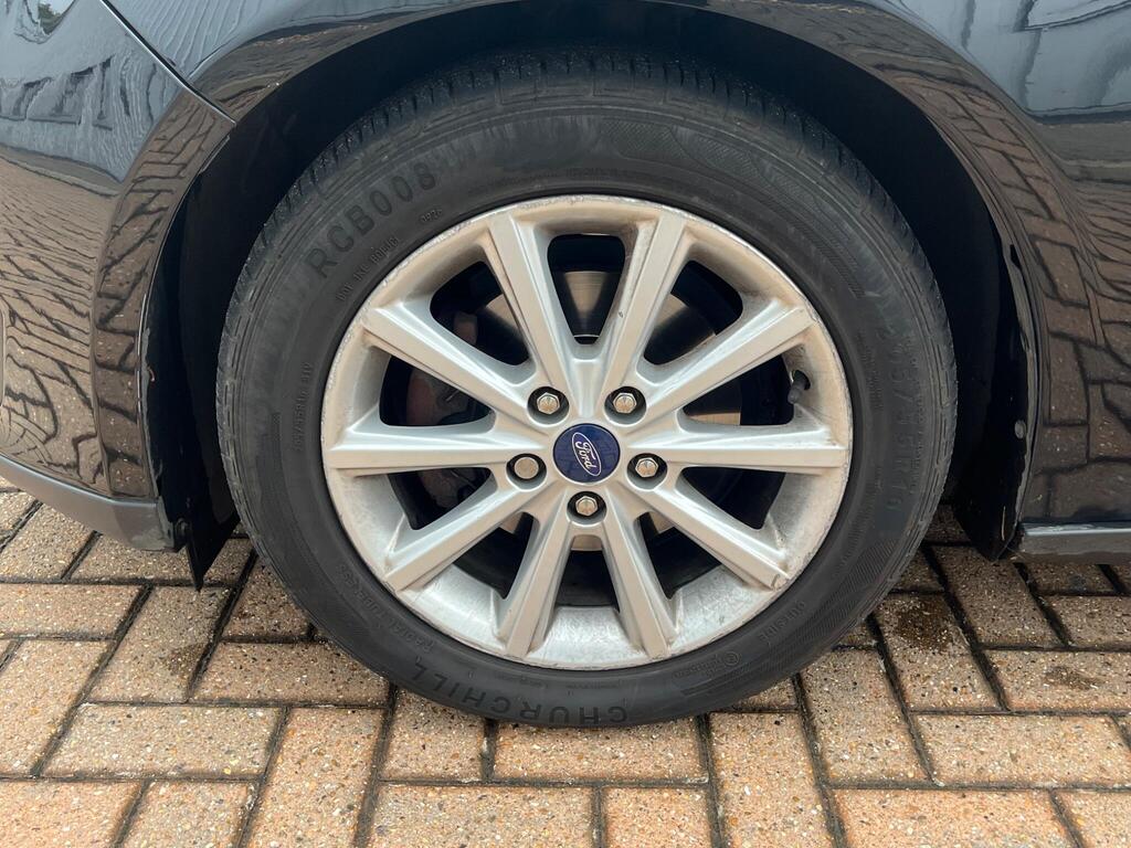 Ford Focus 57