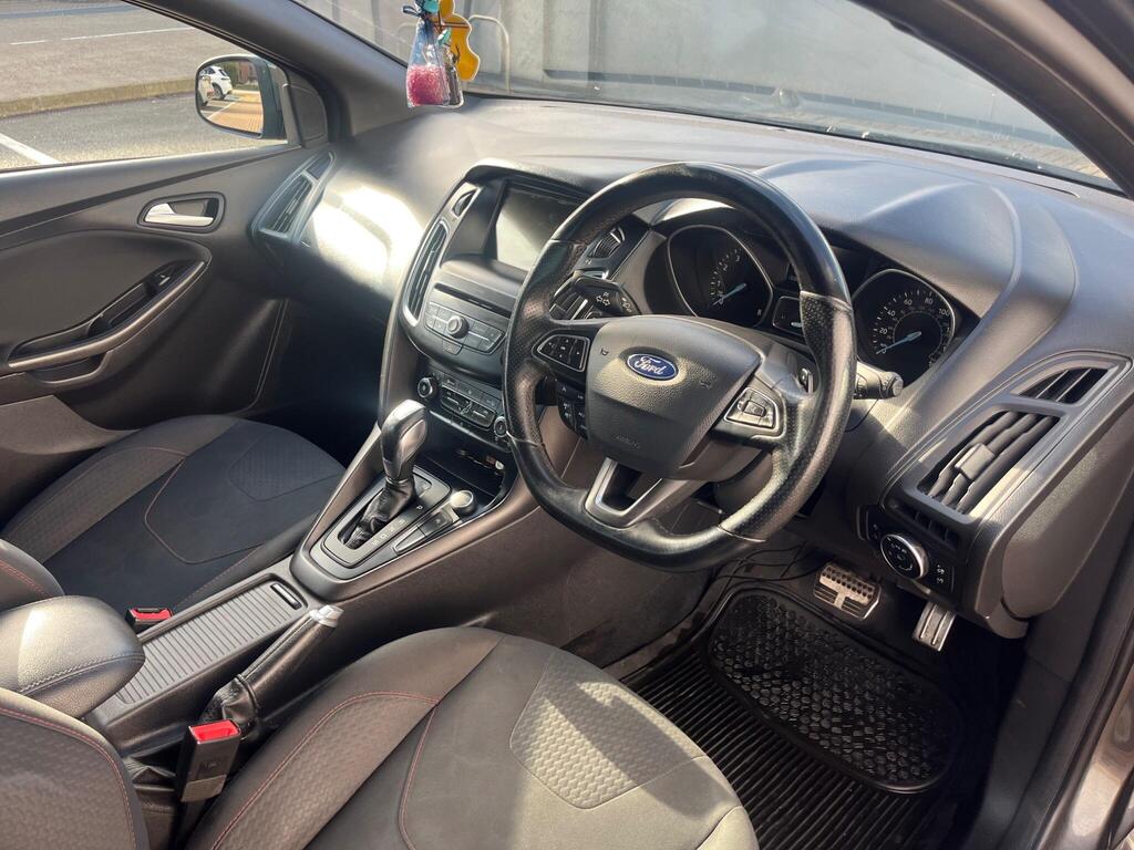 Ford Focus 24
