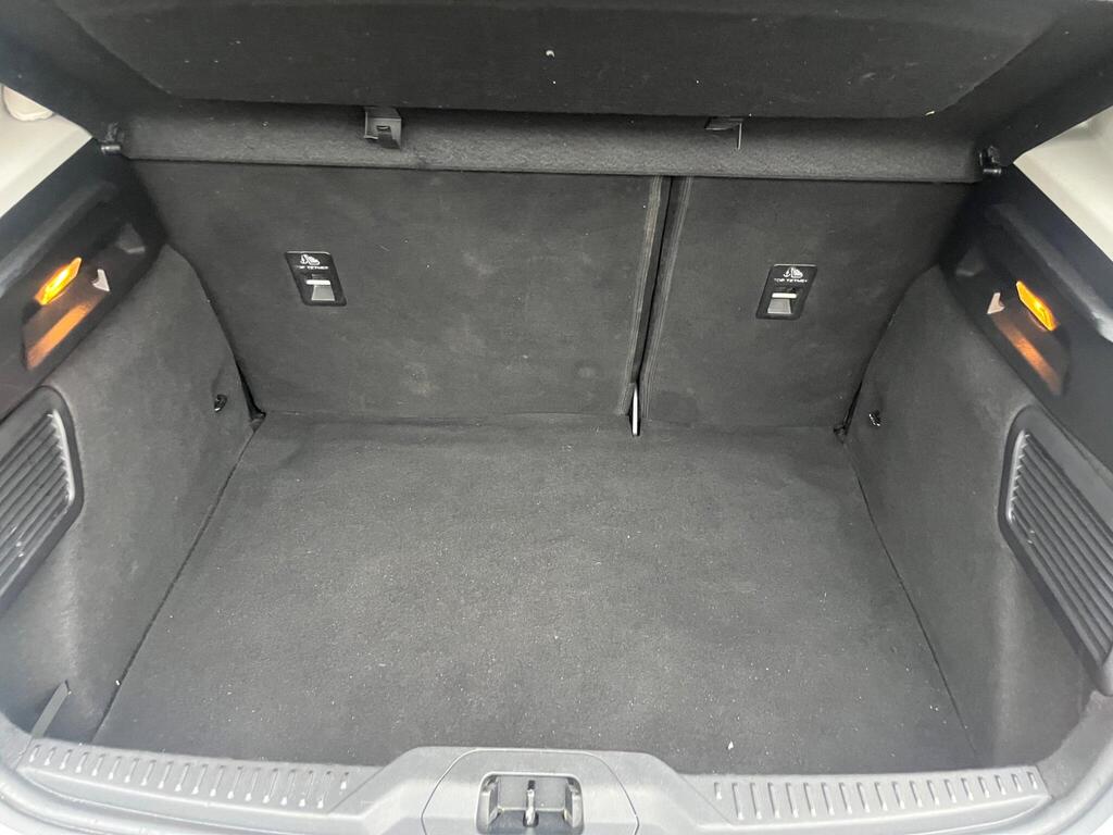 Ford Focus 76