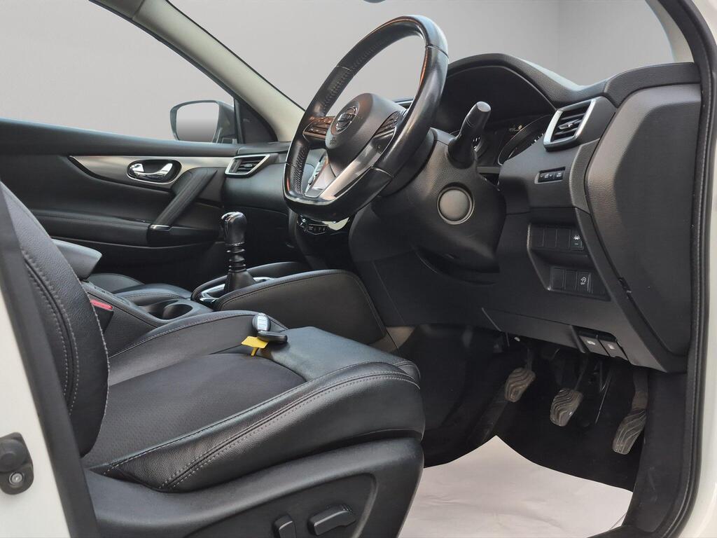 Nissan Qashqai 13