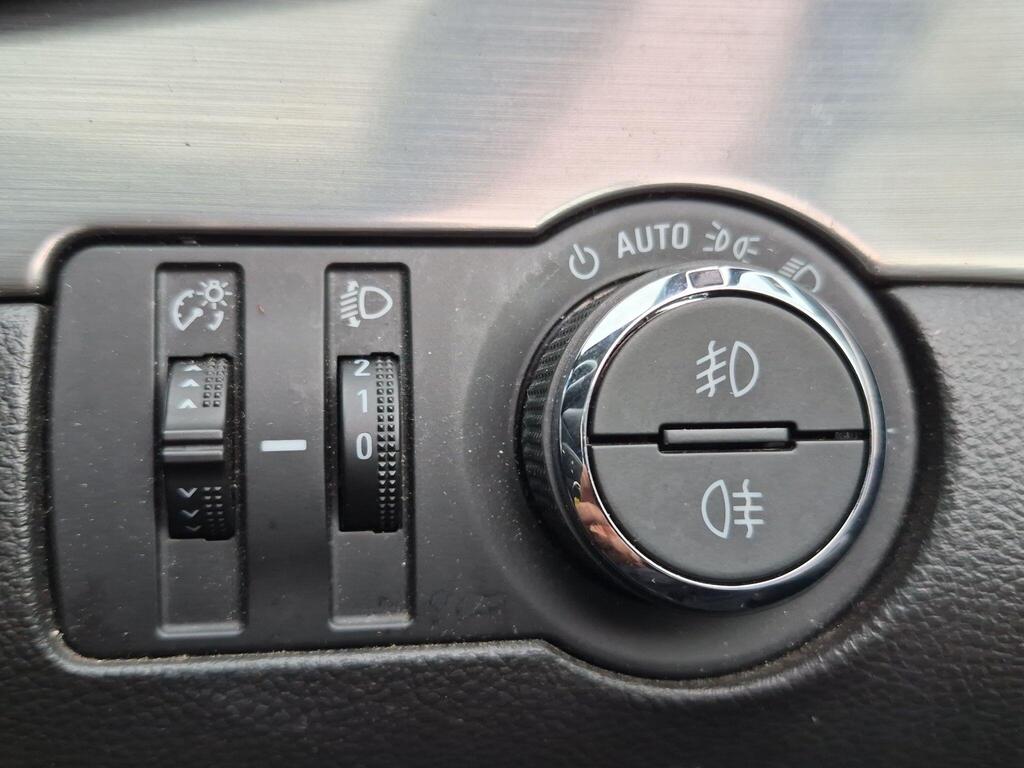 Vauxhall Mokka 31