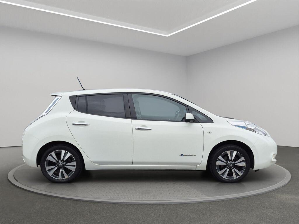 Nissan Leaf 7