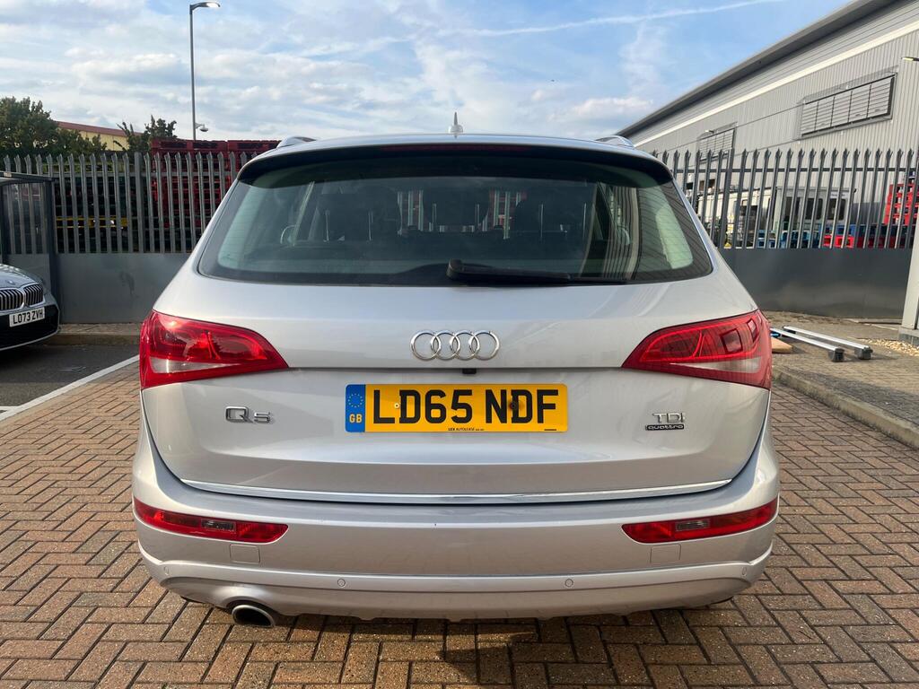 Audi Q5 23