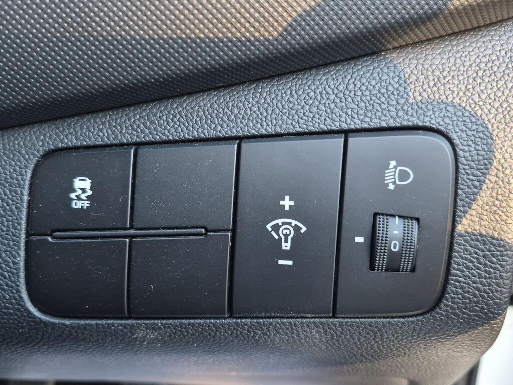 Hyundai i10 22