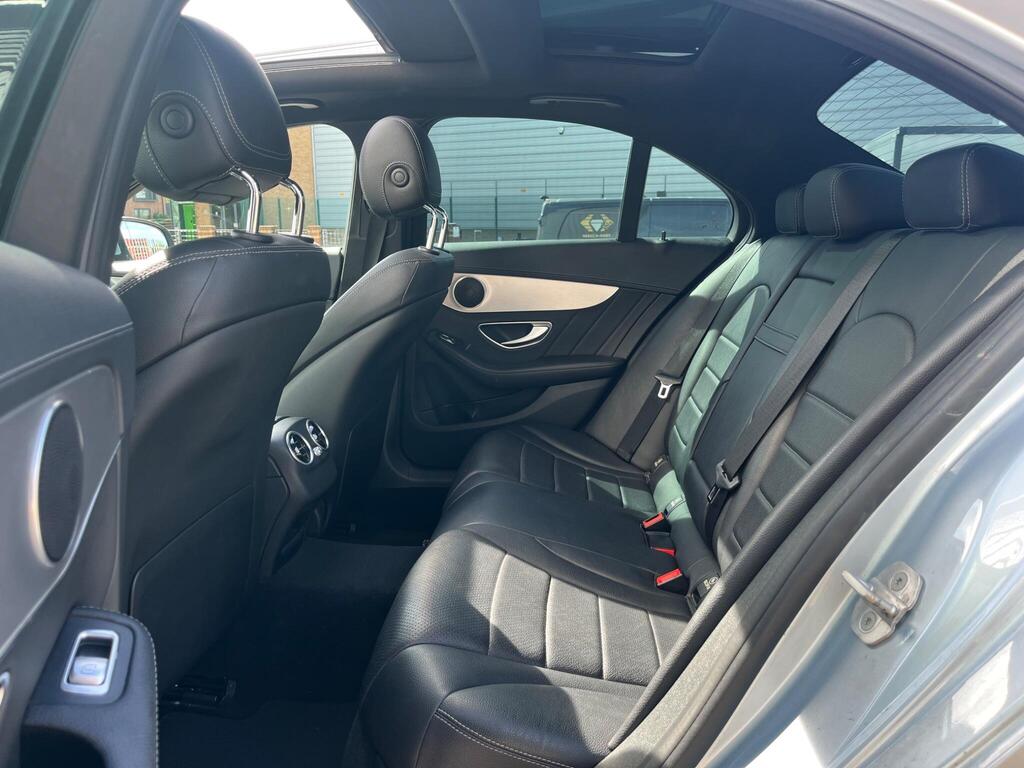 Mercedes-Benz C Class 34
