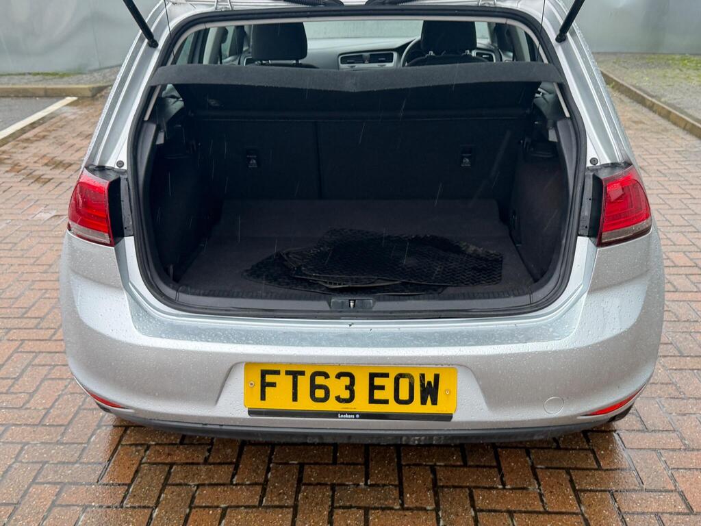 Volkswagen Golf 52