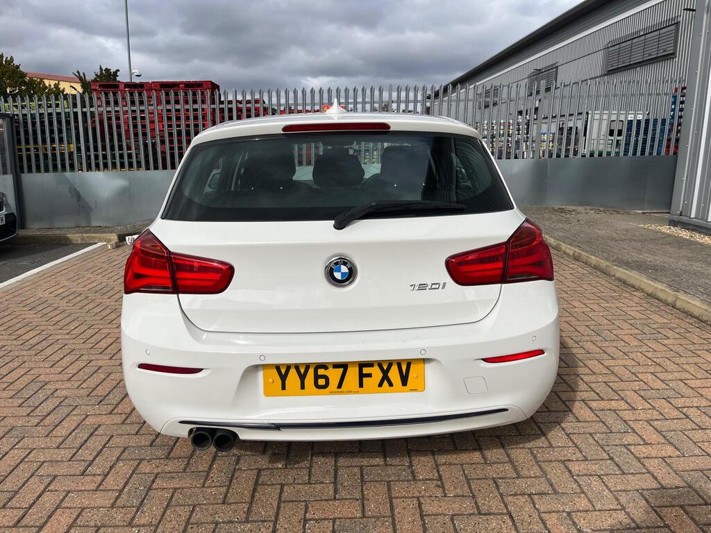 BMW 1 Series 18