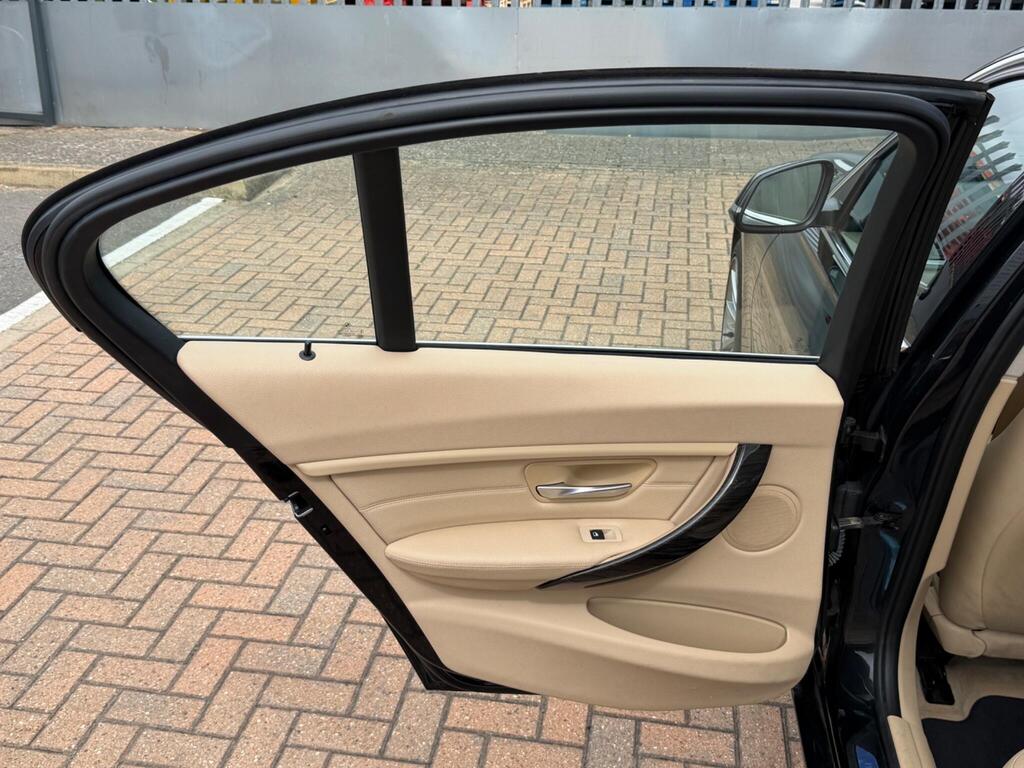 BMW 3 Series 44