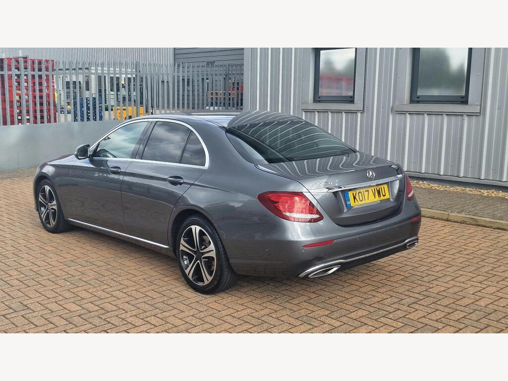 Mercedes-Benz E Class 4