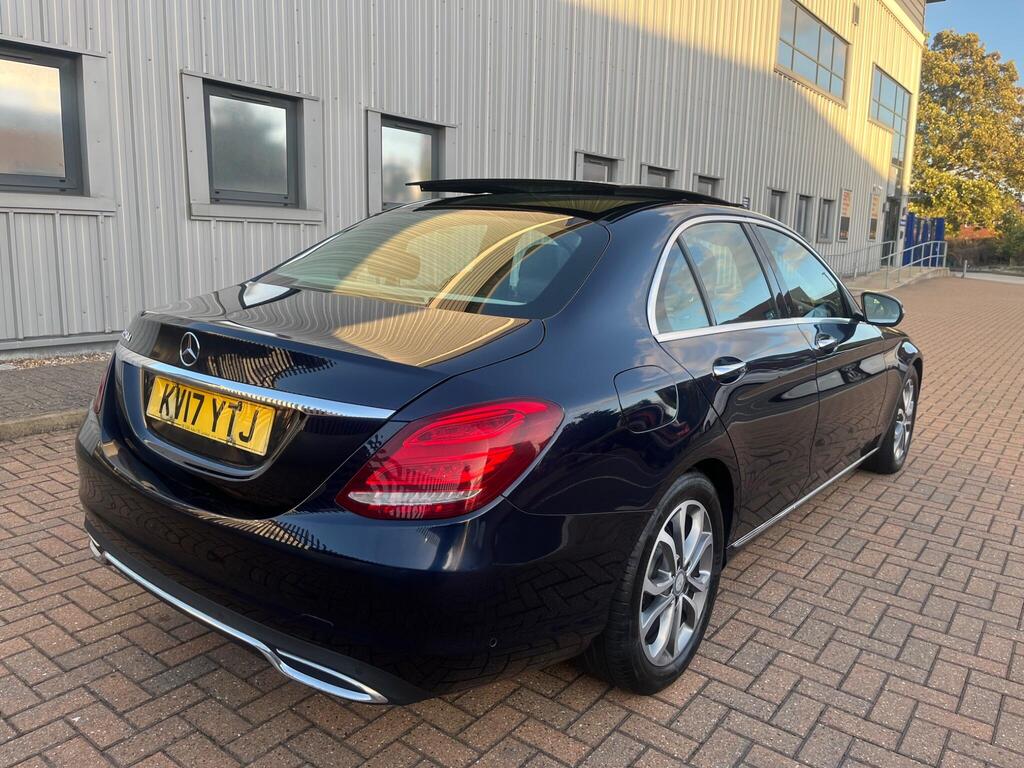 Mercedes-Benz C Class 19