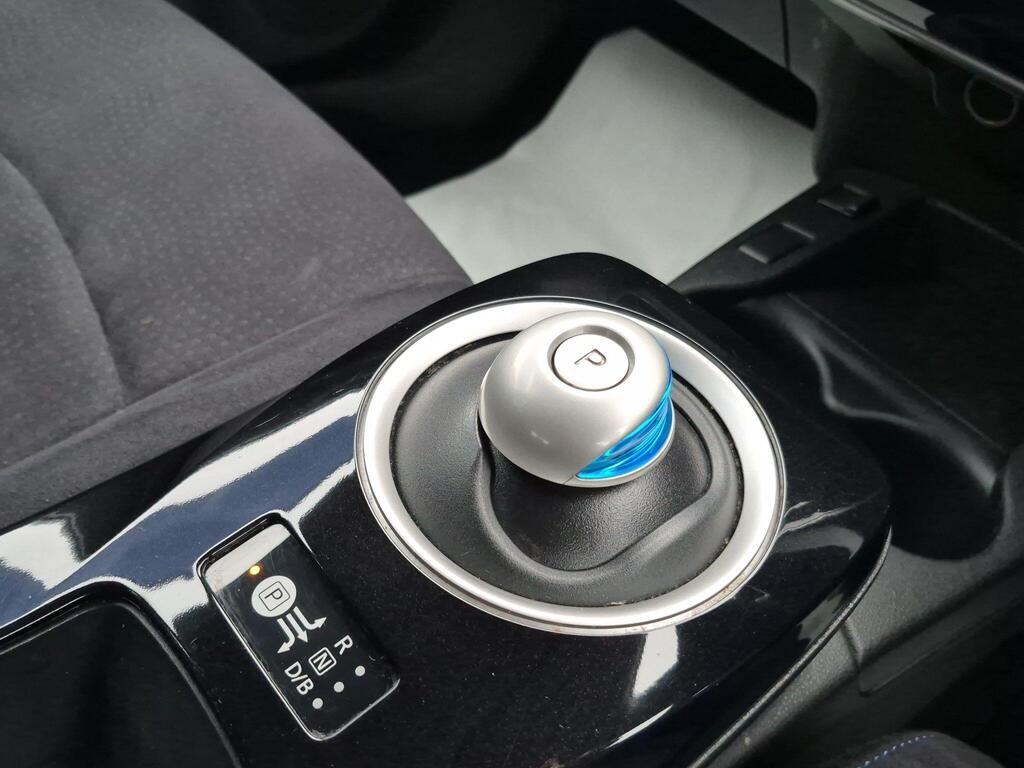 Nissan Leaf 9
